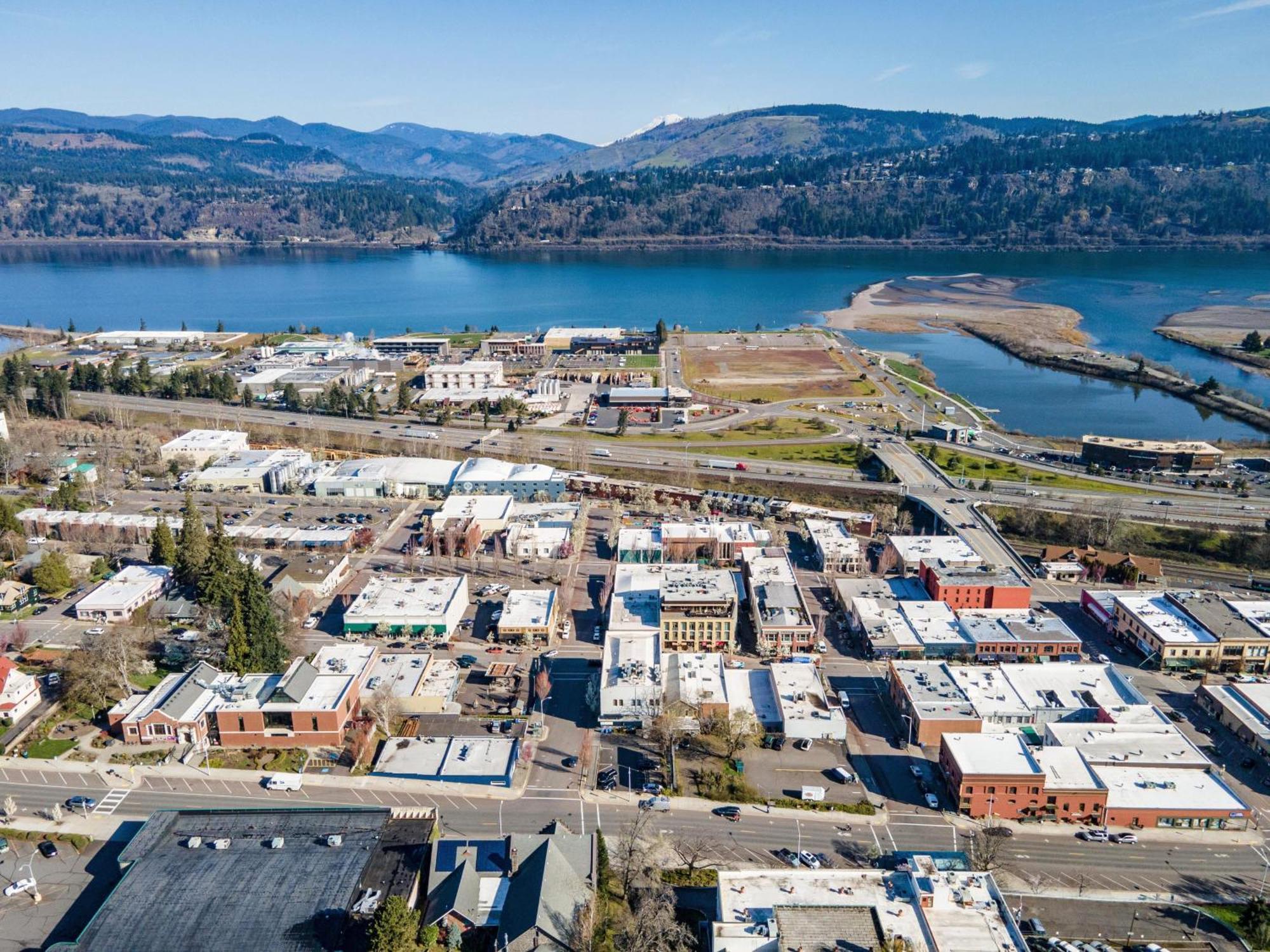 Willa A Loft Amazing Views Rooftop Deck Steps To Downtown Hood River Zewnętrze zdjęcie